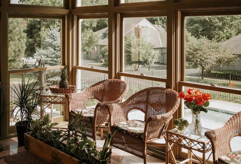 Bed and Breakfast Inn At Pine Terrace, Oconomowoc as melhores ofertas