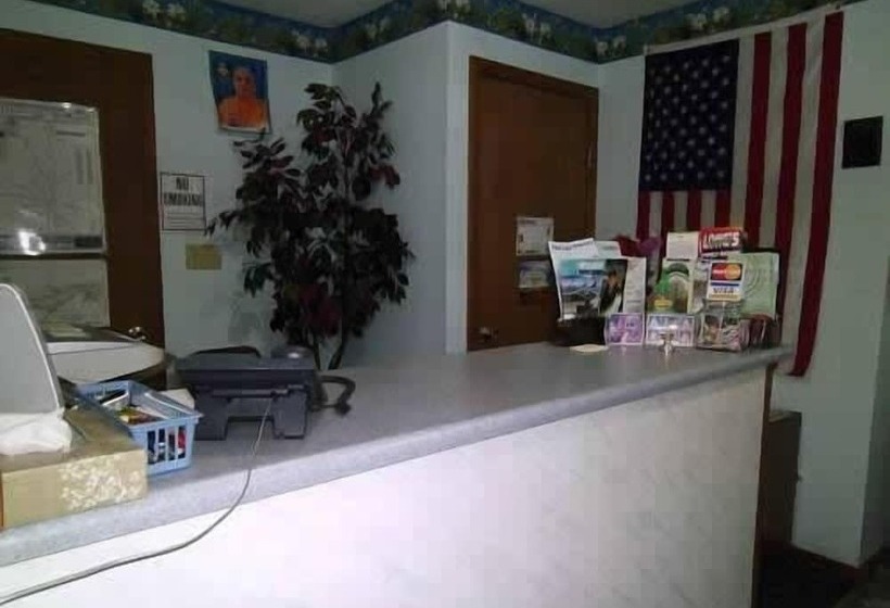 모텔 Hillsboro Inn & Suites