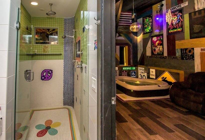 هتل Adventure Suites