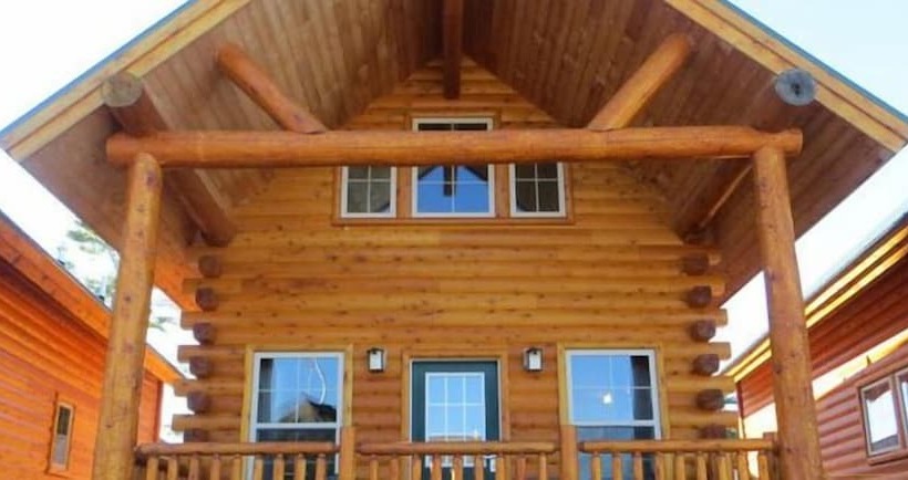 هتل Cabins Of Mackinaw & Lodge