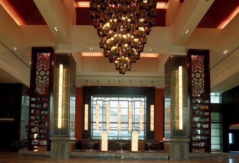 هتل Gloria Resorts Jingdezhen Xishan Lake