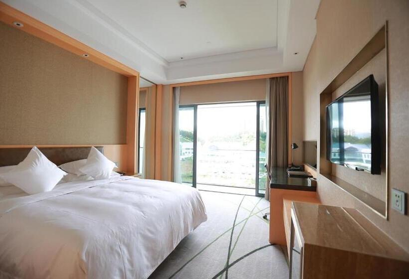 هتل Gloria Resorts Jingdezhen Xishan Lake