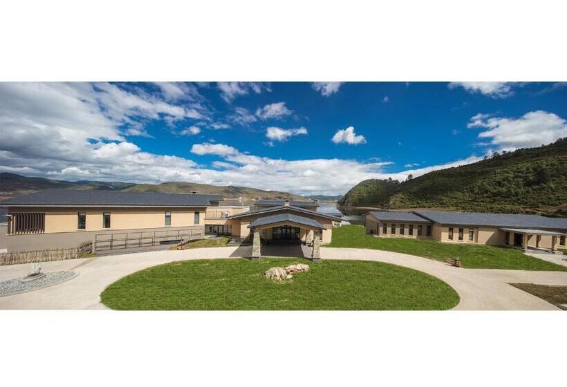 هتل High Mountain Resort Shangri La