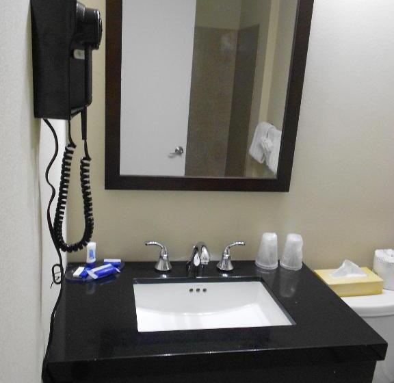 مُتل Cape Shore Inn