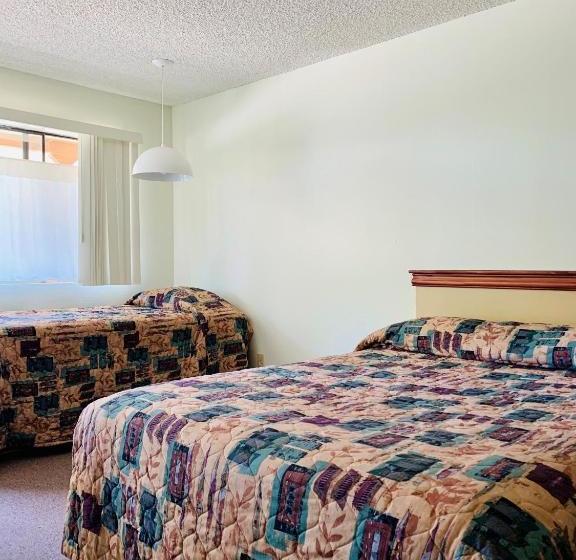 فندق على الطريق El Meson Lodge