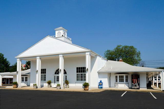 汽车旅馆  Rodeway Inn Fairfax