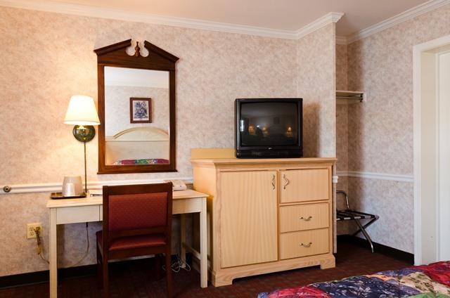 汽车旅馆  Rodeway Inn Fairfax