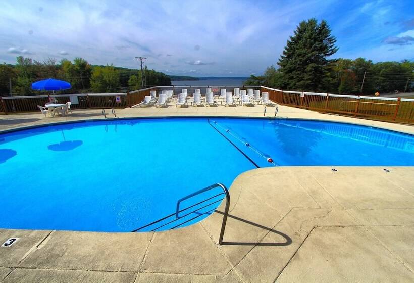 Tanglwood Resort