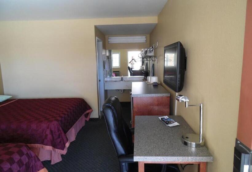 Trails Motel