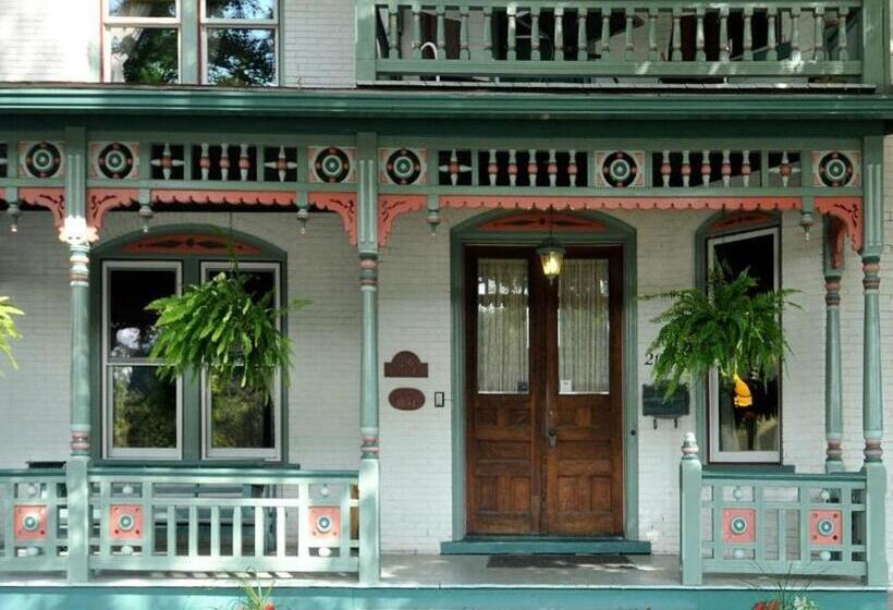 Victorian Loft Bed And Breakfast