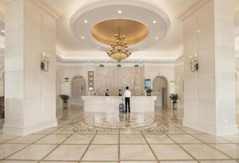 Vienna Hotel Dongguan Shatian Humen Port