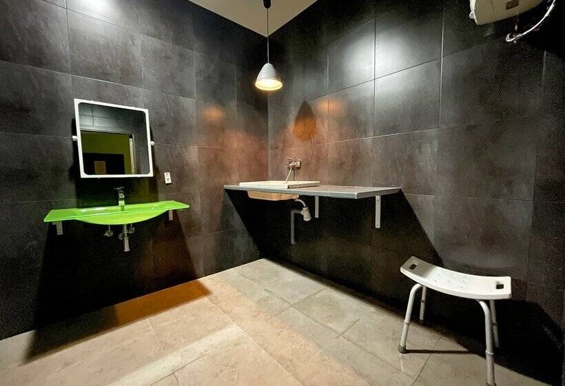 Hostel Backpacker Solopuent