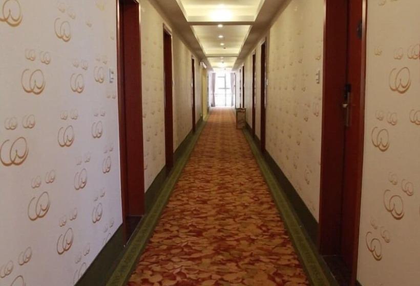 酒店 Greentree Inn Huizhou Chenjiang Intercity Rail Station