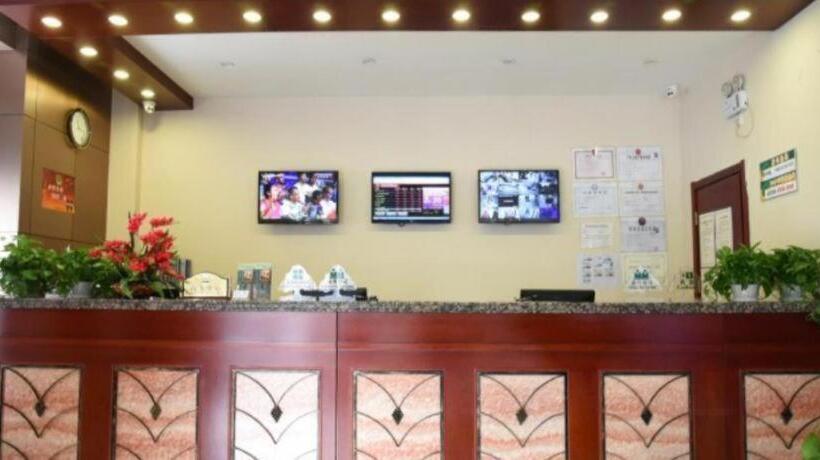 هتل Greentree Inn Langfang Guangyang District Guangyang Road City Government Express