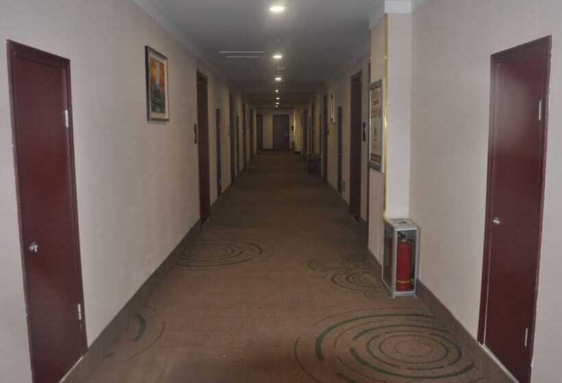 فندق Greentree Inn Linyi Lanshan District Linxi No.11 Road Express