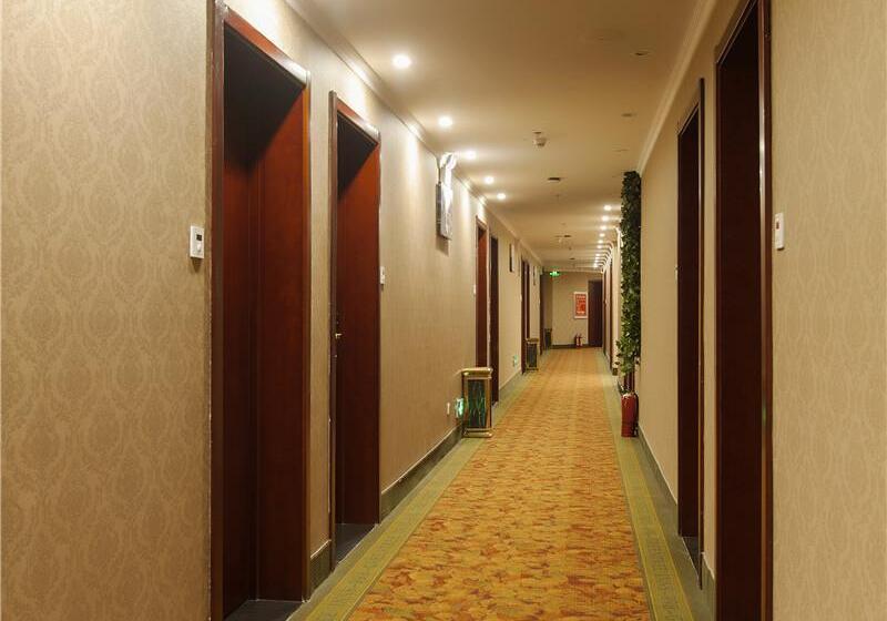 酒店 Greentree Inn Puyang Pushang Huanghe Road