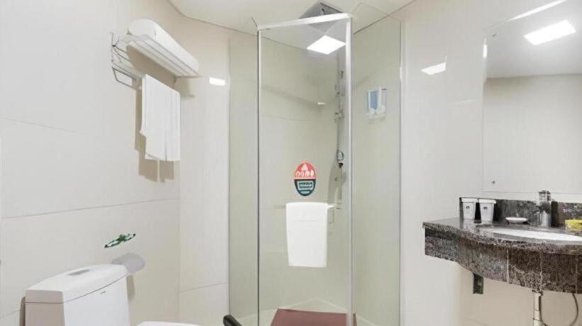 酒店 Greentree Inn Puyang Pushang Huanghe Road