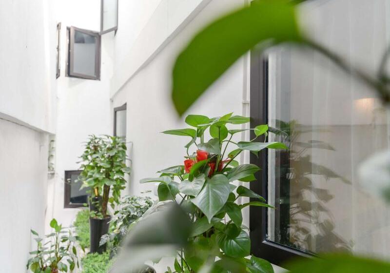 호텔 Greentree Inn Shanghai South Railway Station Xujiahui Stadium Subway Station Shell