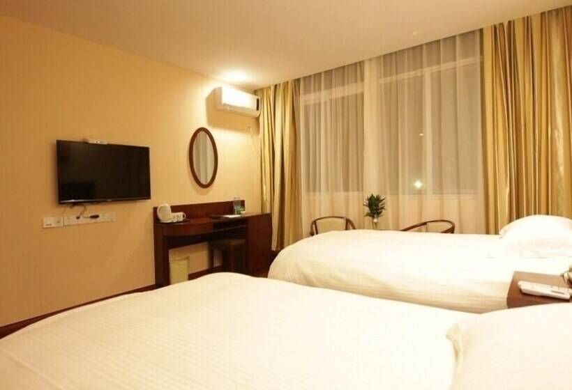 هتل Greentree Inn Yangzhou University City Baolong Plaza Express