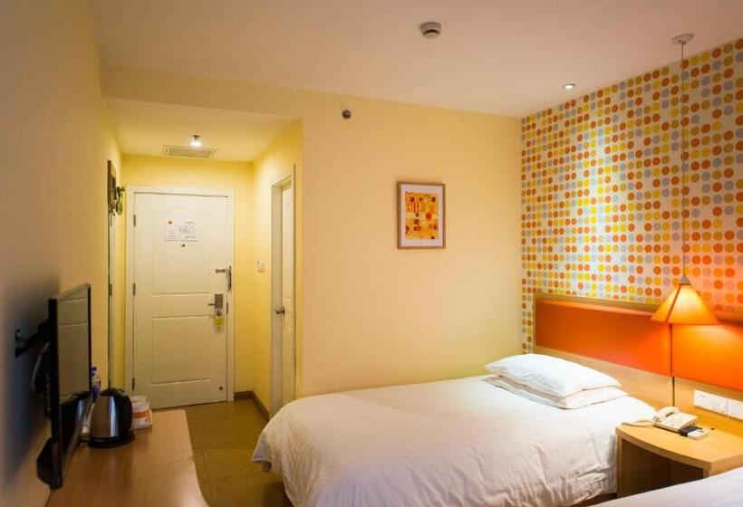 호텔 Home Inn Harbin Sanda Dongli Road Haguo