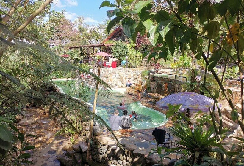 בית מלון כפרי Finca De La Vaca   Glamping