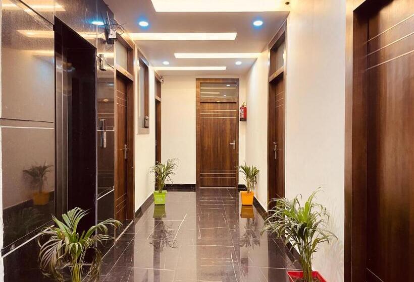 בית מלון כפרי Divine Ganga By Mj Hospitality