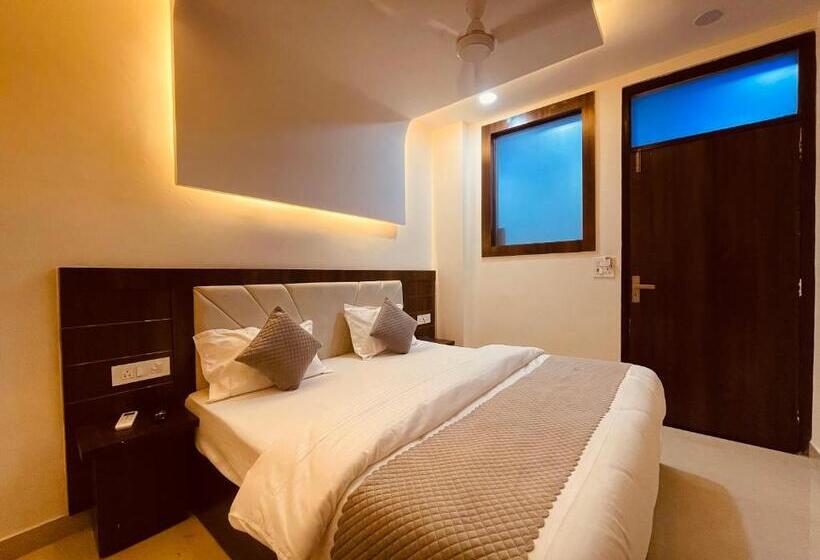 בית מלון כפרי Divine Ganga By Mj Hospitality