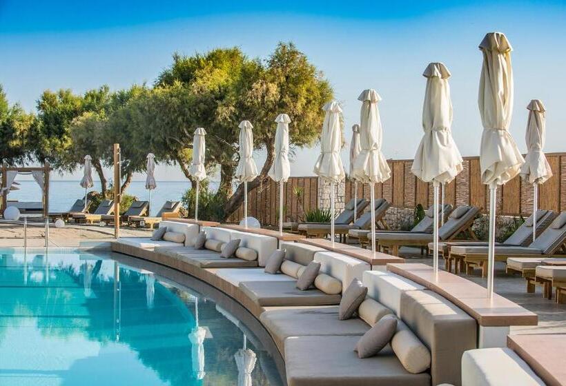 هتل Enorme Teatro Beach