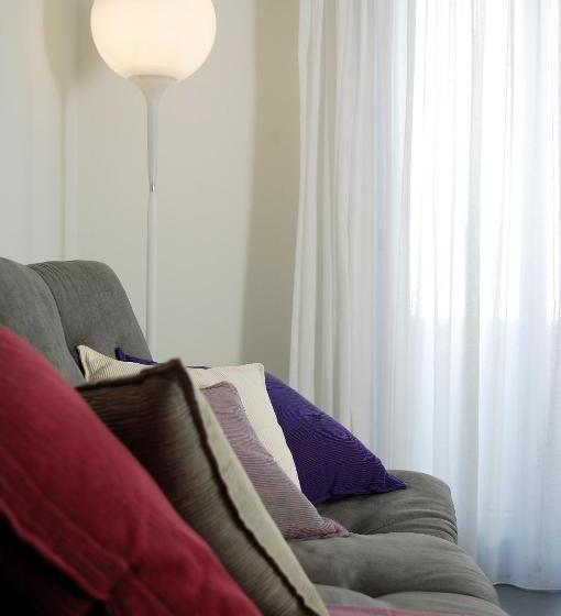 هتل Filoxenia Apartments