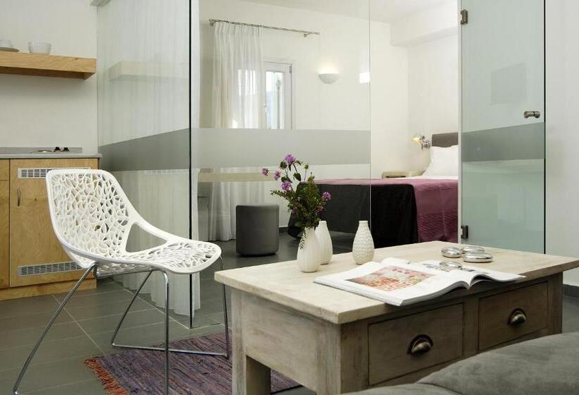 هتل Filoxenia Apartments