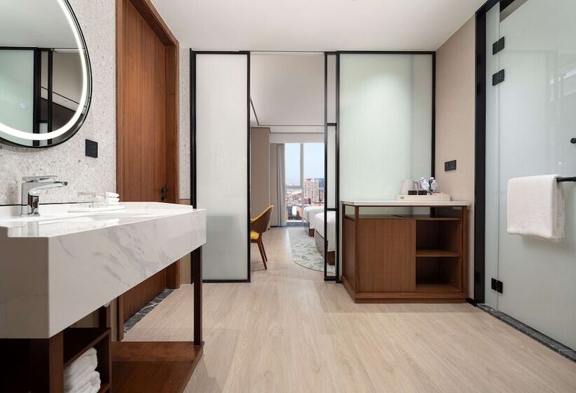 هتل Hilton Garden Inn Beijing Daxing Jinyuan Road