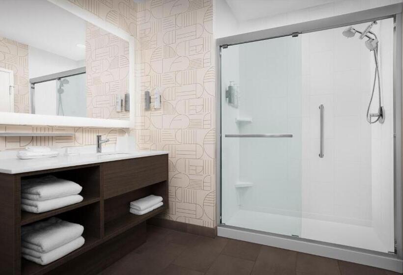 هتل Home2 Suites By Hilton Chattanooga East Ridge