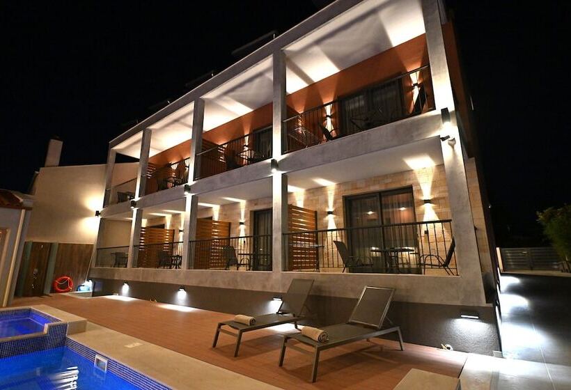 فندق Maltepe Luxury Accommodation