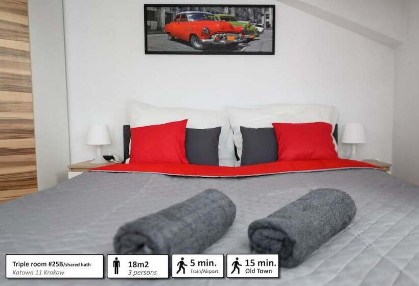 هتل Station Apartments Kątowa 11 Krakow
