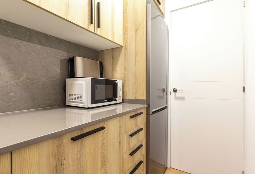 Picasso Suites Cornellá