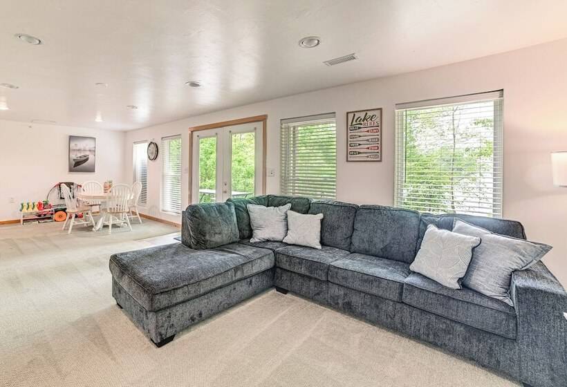 A Frame Cadiz Cabin On Lake Barkley W/ Boat Dock!