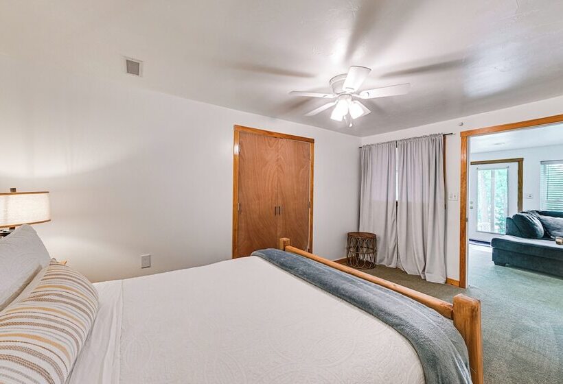 A Frame Cadiz Cabin On Lake Barkley W/ Boat Dock!