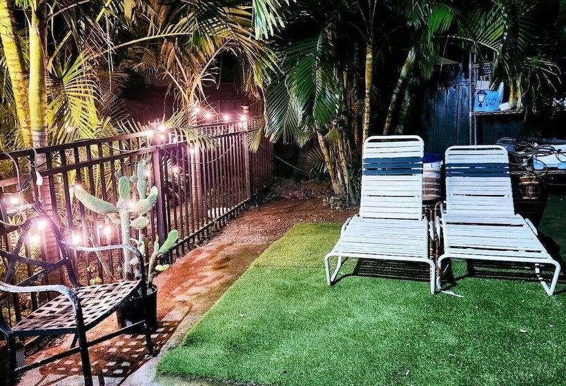 הוסטל Robbins Estate