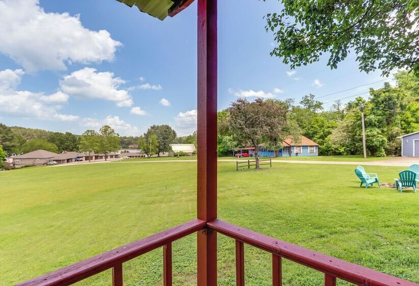 Beautiful War Eagle Cove Home: Walk To Beaver Lake