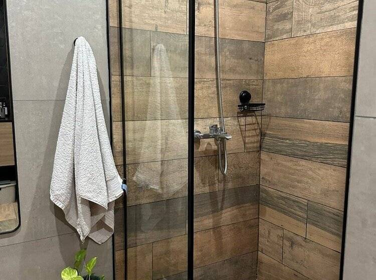 مبيت وإفطار Anas Inn