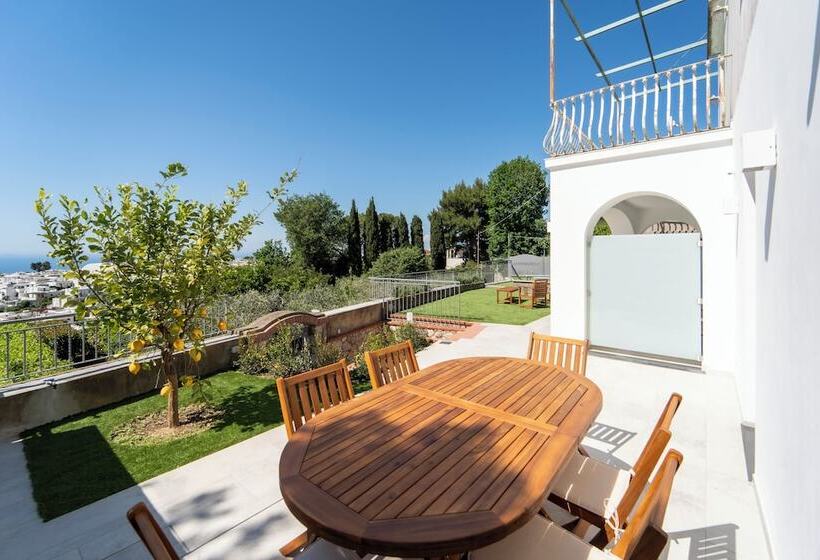 تختخواب و صبحانه La Minucciola Capri