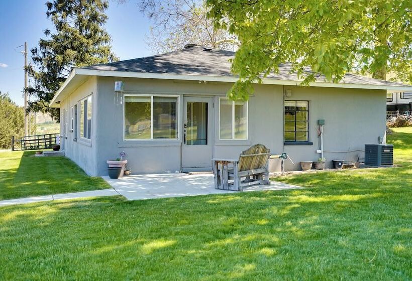 Charming Emmett Home W/ Patio   14 Mi To Reservoir