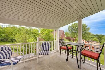 Charming West Mifflin House   3 Mi To Kennywood!