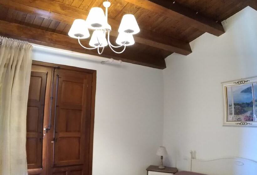 فندق ريفى Agriturismo Le Campanelle