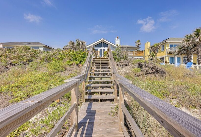 Oceanfront Ponte Vedra Beach Home W/ Deck & Views!