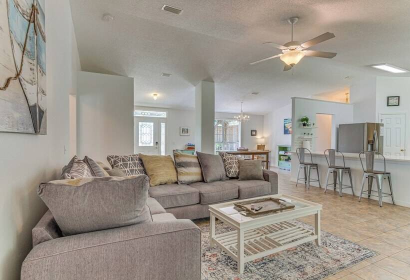 Pensacola Home W/ Large Yard: 4 Mi To Beach