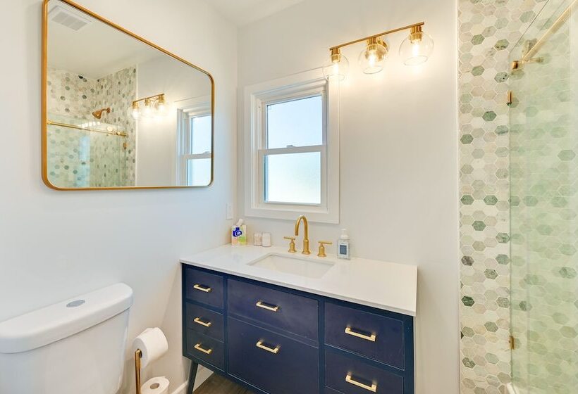 San Diego Cottage W/ Private Patio: 2 Mi To Beach!