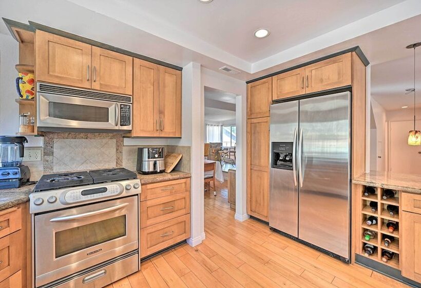 Spacious San Diego House W/ Yard + Patio!
