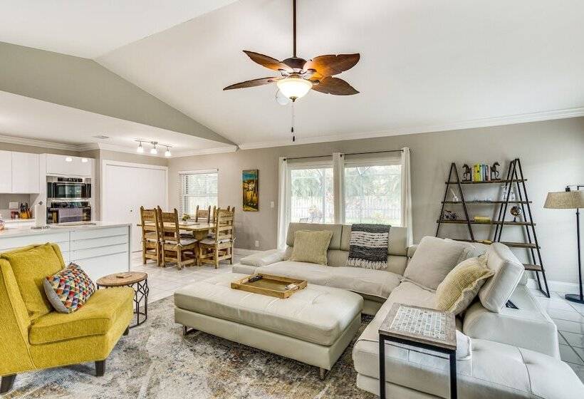 Wellington Vacation Rental: Private Saltwater Pool