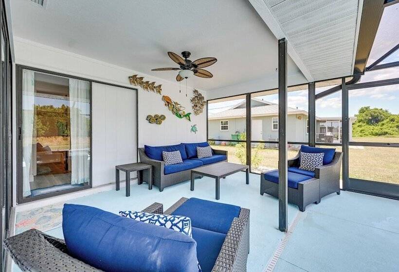 Englewood Home W/ Saltwater Pool: 6 Mi To Beach!